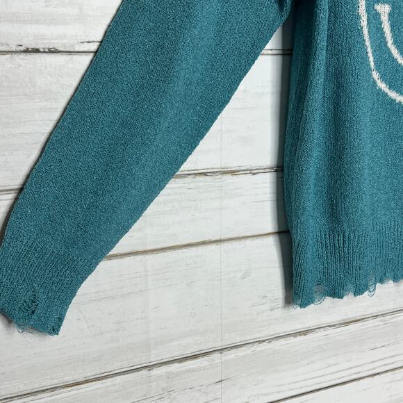 Easel Smiley Lightning Bolt Blue Sweater Women’s Small Lightweight Knit - Picture 9 of 10